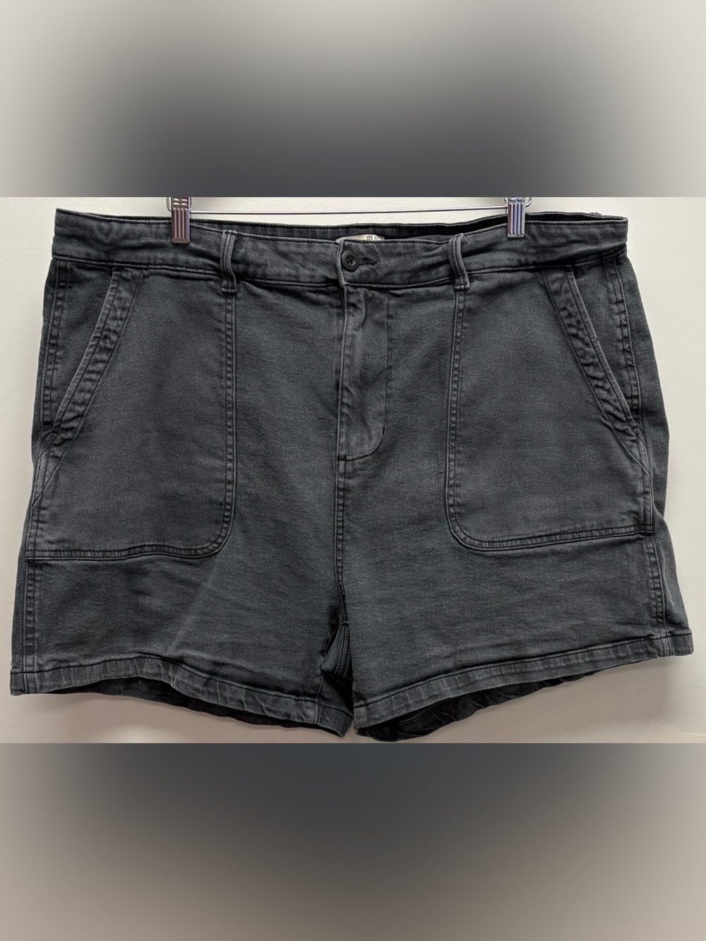 4 for $25 🖤 Dex Casual Utility Shorts (Size 22) 🖤